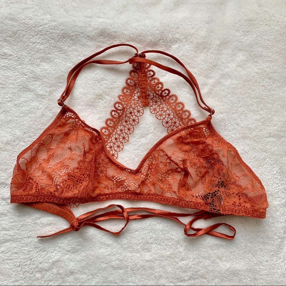 Victoria’s Secret delicate lace lingerie rust sz S
